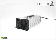 Wechselstrom zu DC versiegelte Blei-Säure-Batterie-Ladegerät, tragbares Ladegerät 24V 45A mit LED-Anzeige