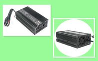 Ladegerät 48V 10A LiFePO4, Lithium-Batterie-intelligentes Ladegerät mit der 4 Schritt-Aufladung
