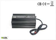 72V 6A Hochspg-Ladegerät 2,5 Kilogramm für Batterie LiFePO4 verpackt mit schwarzem silbernem Kasten