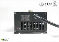 Schwarzes silbernes automatisches Batterie-Lithium-Ladegerät mit LCD-Volt und gegenwärtiger Anzeige