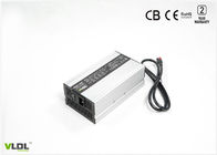 Schwarzes silbernes tragbares und intelligentes Ladegerät 12V 25A für Lithium-und SLA-Batterie-Satz