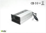 Schwarzes silbernes tragbares und intelligentes Ladegerät 12V 25A für Lithium-und SLA-Batterie-Satz