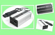 Ladegerät 60V 4A Li Ionen, 4 Schritt-intelligentes Aufladungslithium-Ladegerät für elektrische Verein-Autos